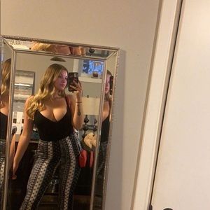 Meet your Posher, Megan